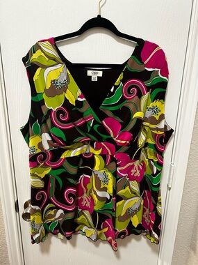 CATO Floral Print V-Neck Tank Blouse y2k style going out top Size 22/24 3X fairy